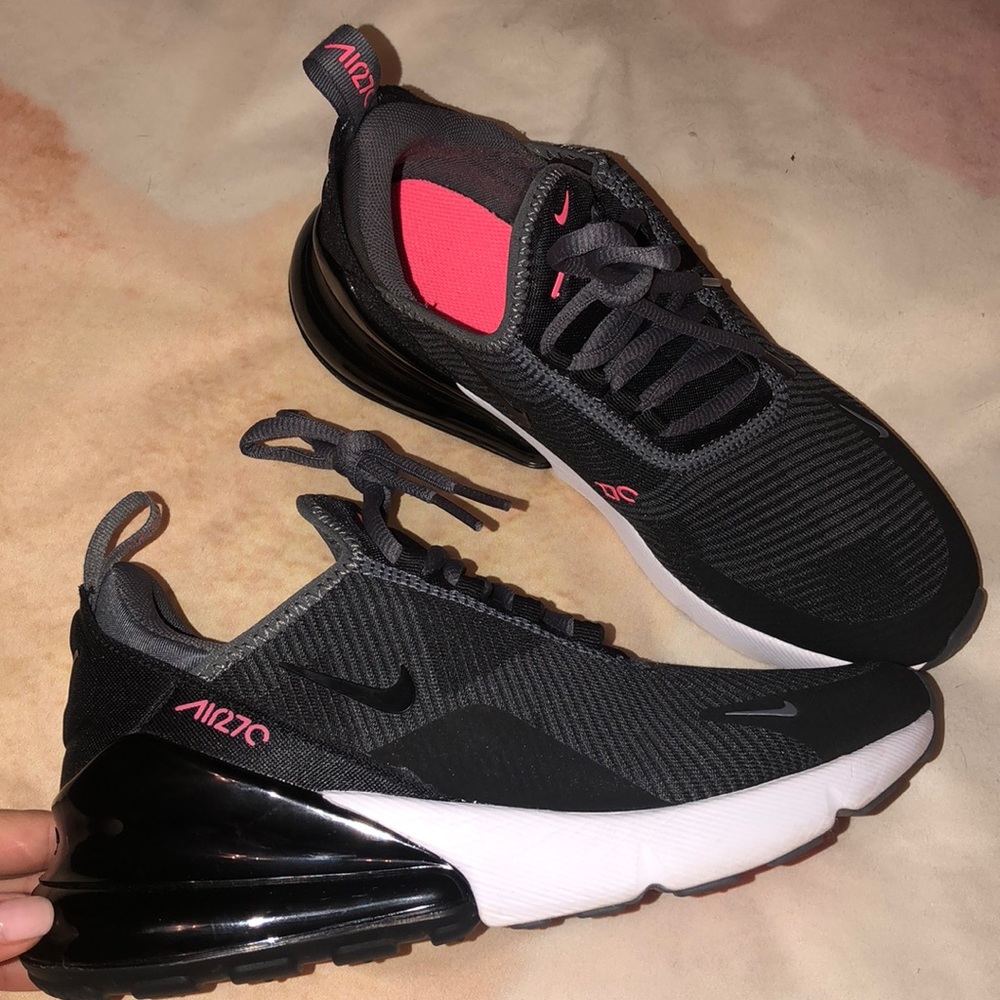 NEW Black Air Max 270’s with neon pink details!